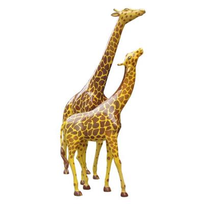 China Worlwide Custom Good Quality Large Fiberglass Giraffe Animal Sculpture for sale