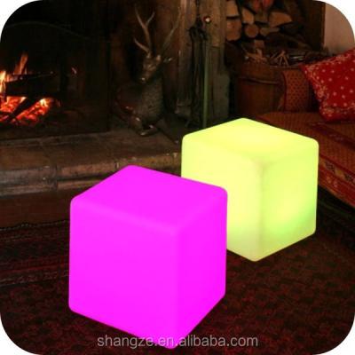 China 10cm (3.9inch) Modern Rechargeable Remote Control Color Cube LED Mood Changing Light Lamp for sale