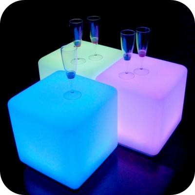 China New Garden Outdoor Waterproof USB RGB Remote Control Rechargeable Color Changing Led Cube Mood Light 10*10*10cm for sale