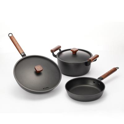 China Sustainable Cast Iron Non-Stick Cookware Set 3 Wok Pan Saucepan for sale