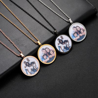 China Environmental Friendly Nuoya Personalized Custom Photo Pendant Gold Plated Stainless Steel Picture Pendant Necklace Jewelry for sale