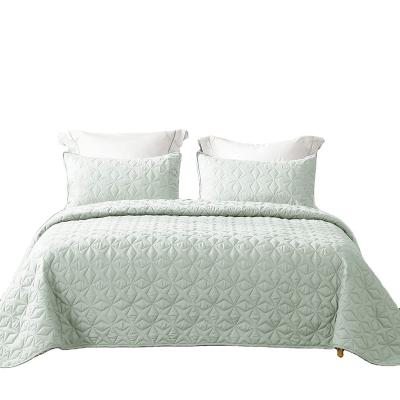 China Home All Season Ultra Soft Microfiber Star 3 Piece Quilted Bedspread Set in Sage for sale