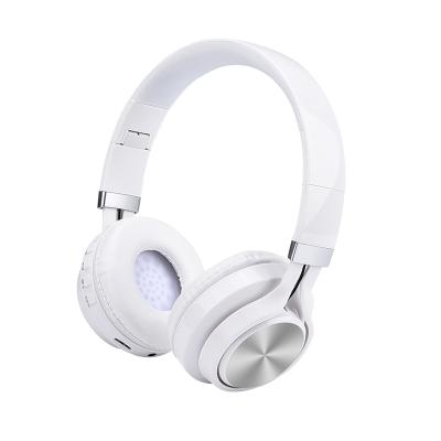 China High Quality CE and ROHS BT Wireless Headband Mobile Phone Headset Handfree Earphone 7.1 Gaming Headphones FOR TV DJ for sale