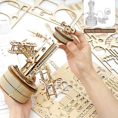 China DIY TOY Robotime Rokr 2022 DIY Gift Assembly Toy AMK41 Airplane-control Tower 3D Wooden Puzzle for sale