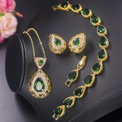 China CLASSIC Green Emerald Jewelry Set 18k Gold Zircon Necklace Set Zirconia Jewelry Set For Woman Gift for sale