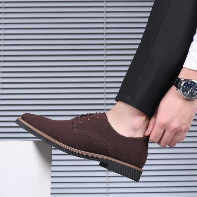 China Fashion Trend Men's Stylish Shoes Bullock Oxfords Shoes For Men Wedding Formal Breathable Mens Leather Trim Shoes for sale