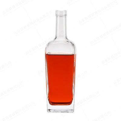 China Customized Glass Bottle 70cl 75cl Square Whiskey Spirit Glass Bottle with Custom Cork for sale