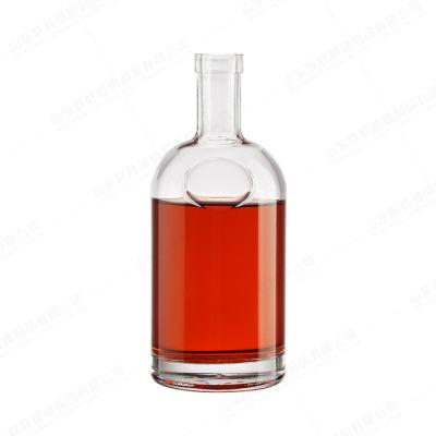 China Glass Lid Sealing Type 500ml Brandy Liquor Bottle with Customized Color and Glass Lid for sale