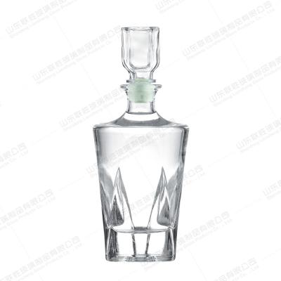 China Versiegelte leere, klare, matte, schwarze Glasflasche für Rum 500 ml 700 ml zu verkaufen