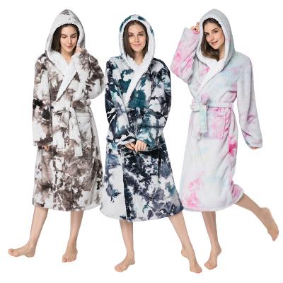 China Flannel Loungewear TV Pullover Men's and Women's Sweater Leisure Home Wear QUICK DRY Outdoor Tie Dyed One-Piece Long Robe Pajamas for sale