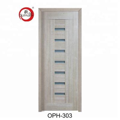 China Swing Reliable Attractive Style Bathroom Classic Flush Door Finish Design With Glass Puerta De Madera Tallada De Madera Mano Puerta for sale