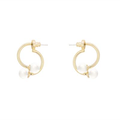 China FASHIONABLE Luxury Earring 925 Silver Needle Gold Plated Body Jewelry INS Style Piercing Jewelry Findings Stud Earrings Charming Earrings women ear for sale