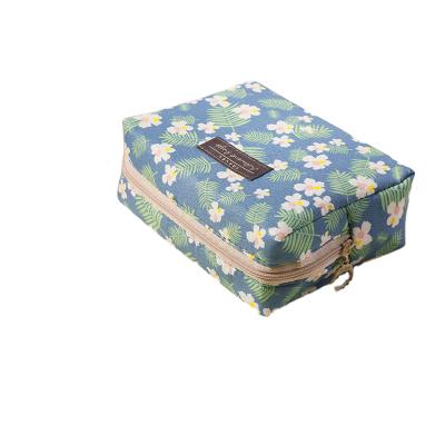 China 2021 Trending Durable Products Makeup Storage Bags Flower Korean Style Cotton Cosmetic Bags&Cases Floral Square Small Travel Handbags for sale