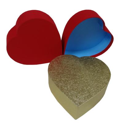 China Recycled Materials Wholesale New Design Rose Flower Gift Packaging Boxes Mache Heart Paper Box For Chocolate for sale