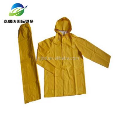 China PVC Windproof Raincoat Polyester Raincoat Waterproof Door Rainsuit for sale