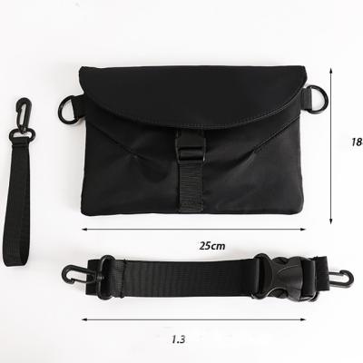 China Multifunctional Korean Style Sling Bags Men Fashion Trunk Bags Messenger 2021 for sale