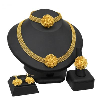 China Environmental Friendly Fashion 18K Gold Plated Tennis Necklaces And Bracelets 4 Piece Set Flower Jewelry Set For Women for sale