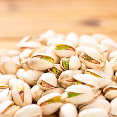 China Dried Cheap Price Pistachios Wholesale Organic Roasted Salted Pistachios Delicious for sale