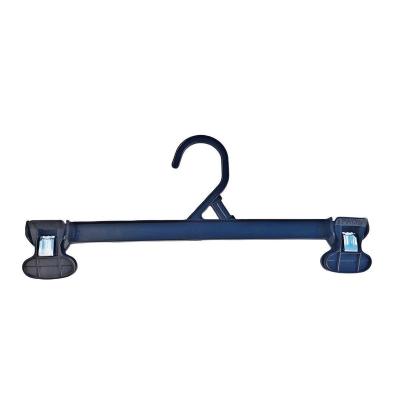 China Behind Doors/On Walls Recycled 6112 Plastic Pants Rack  PP Material 12-Inch Plastic Hook Hanger For Adult Clothing Packaging for sale