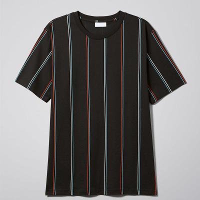 China Breathable Black Man Summer Apparel Custom Stripe Design Vertical Printing T Shirt for sale