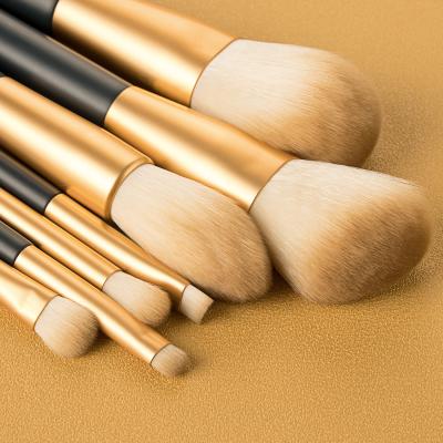 China Luxury Makeup Brush Set with Bag, 7PCS Professional Cosmetic Brush Set, Premium Soft Wooden Handle Hit Fiber Luxury Makeup Brushes for sale