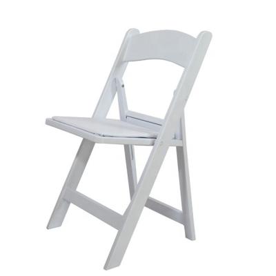 China Wedding Party Modern Use Gladiator Chair White Resin Folding Chair for sale