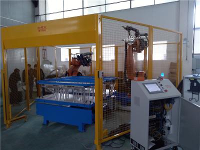 China Automatisch proces voor robotlasapparatuur voor auto's Te koop