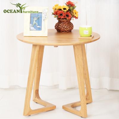 China Modern Solid Wood Cafe Center Side Dining Table for sale