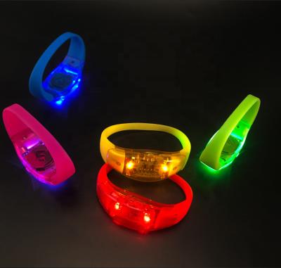 China event & theme park customized programmable remote controlled flashing led wristband with RFID controlled for sale