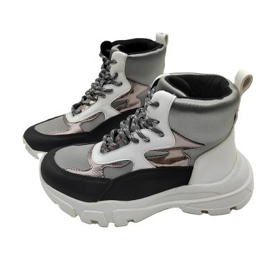 China 2021 Fashion Trend New Design Anti-skid Sport High Top Casual Shoes For Women for sale