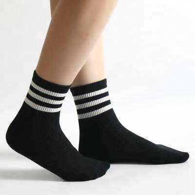 China Autumn Trendy Lady's Black Ankle Student Socks Football Cotton Women Ankle socks for sale