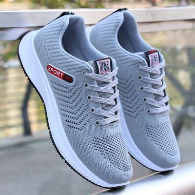 China Autumn And Winter New Walking Shoe Cushioning For Men Fashion Casual Men'S Breathable Sports Shoes for sale