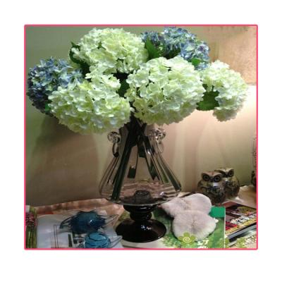 China Artificial Hydrangea Flower Preserved Real Touch Silk Hydrangea Artificial Flower for sale