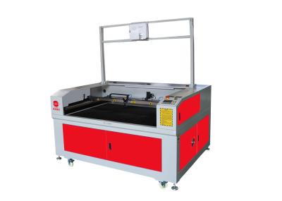 Chine Projection plaçant la coupe de laser de CO2 et la machine de gravure 180W pour le découpage de chaussure à vendre