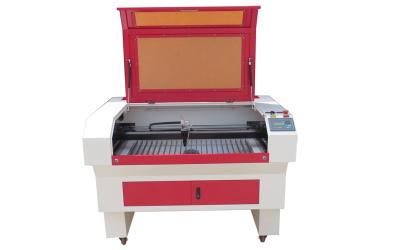 China Organic Glass Small Laser Cutting Machine , 800-1000mm/S High Speed Cutter for sale