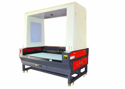 China 4 Head Co2 Laser Engraving Machine Cutting Fumeless No Charred Water Colling for sale