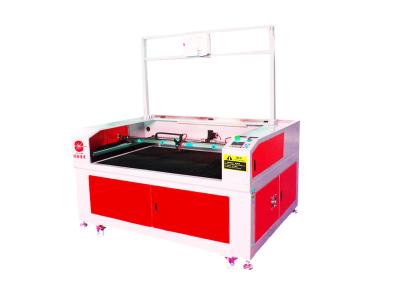 Chine découpeuse de laser du tissu 150w, coupeur de tissu de commande numérique par ordinateur de 3000 Lum avec le projecteur à vendre