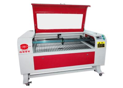 China Sistema de alimentação/Typesetting do multi automóvel da máquina de corte do laser da tela da camada à venda