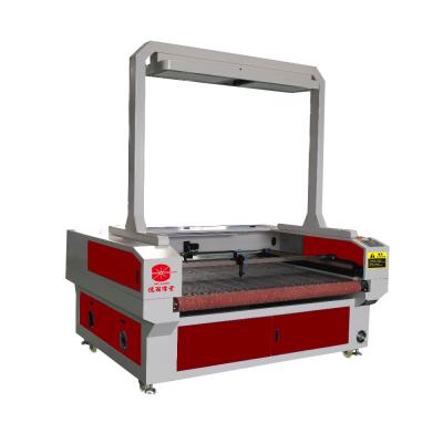 China Auto 3 Head Industrial Fabric Cutting Machine 150w / 180w / 300w No Blackened for sale