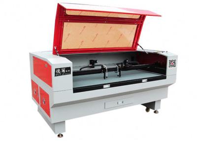 China 1610 120W CO2 Glass Tube Laser Engraving And Cutting Machine for Garment Industry for sale