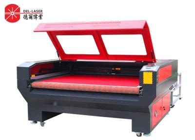 China Fabric Leather CO2 Laser Cutting Machine With Auto Feeding System 2 Heads for sale