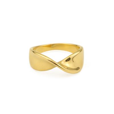 China High Quality Fashion Geometric Smooth Outer Shell Ring Gold Plated Brass Stackable Rings For Valentine's Day Gift Klein Jewelry for sale