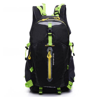 China 2020 new fashion anti-theft design waterproof climbing backpack men Y0045 hiking backpack camping for sale