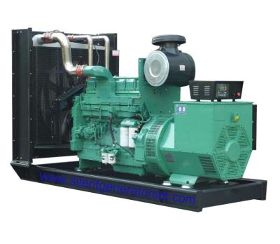 China Low Fuel Consumption Residential Diesel Generators 550KW 688KVA CE Approval for sale