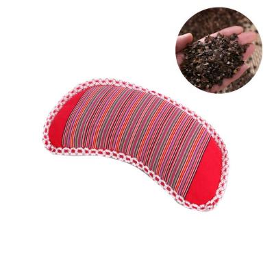 China A anti-static buckwheat husk pillow that can also be used as a sofa cushion pillow with a neck moon pillow for sale