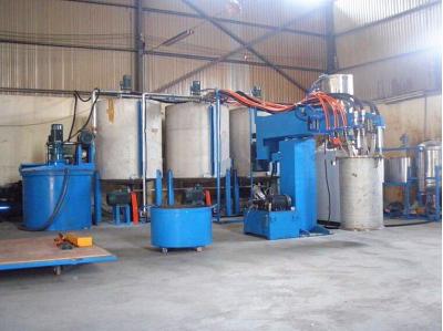 China PU Foam Making Machine With Clamp Long Foam Block Unit 2000mm/Min~7000mm/Min for sale