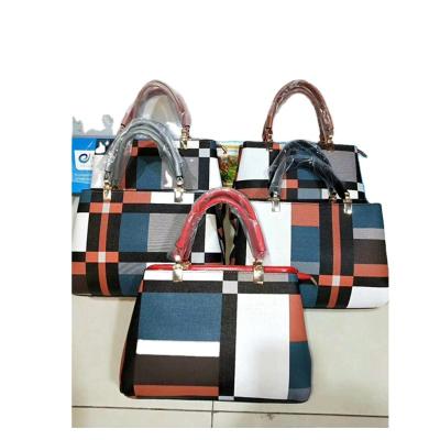 China Durable Wholesale Durable Muti Color Handbags Women Ladies Stock Design Mix Stock Lot In China Cheap Price Bag for sale