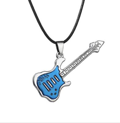 China Vintage Stainless Steel Mens Rock Star Hiphop Bar Musical Instrument Guitar Necklace Jewelry Pendant for sale