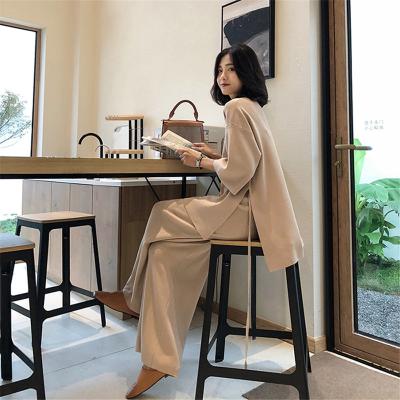 China Seefoun Breathable OEM Knitting Sweater Female Pantsuit For Women Two Piece Set V-Neckline Long Fall Two Piece Sleeve Sweater Sets For Women for sale