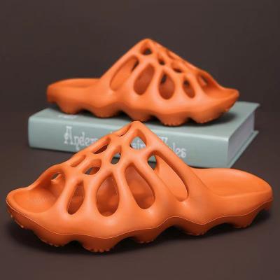 China Fashion Trend High Quality Summer Slipper Beach Fashion Yeezy Slips EVA Slippers For Women Men Outdoor In Sta Sandal Yeezy Slippers Baboosh for sale